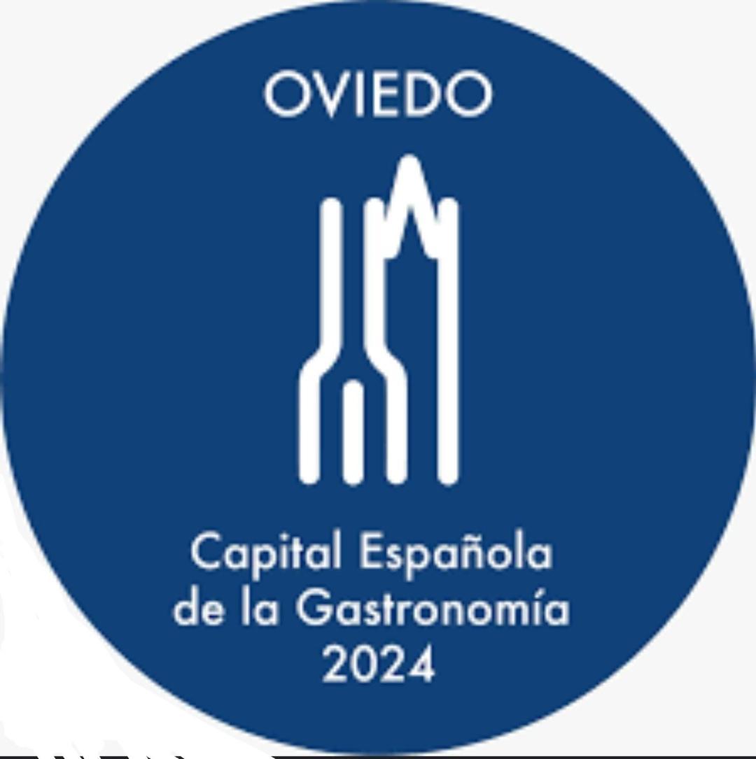 Alojamiento Oviedo 1 Екстер'єр фото